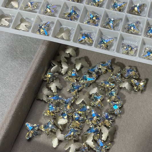 Medium-sized Butterfly Zircon-luxury nail or DIY