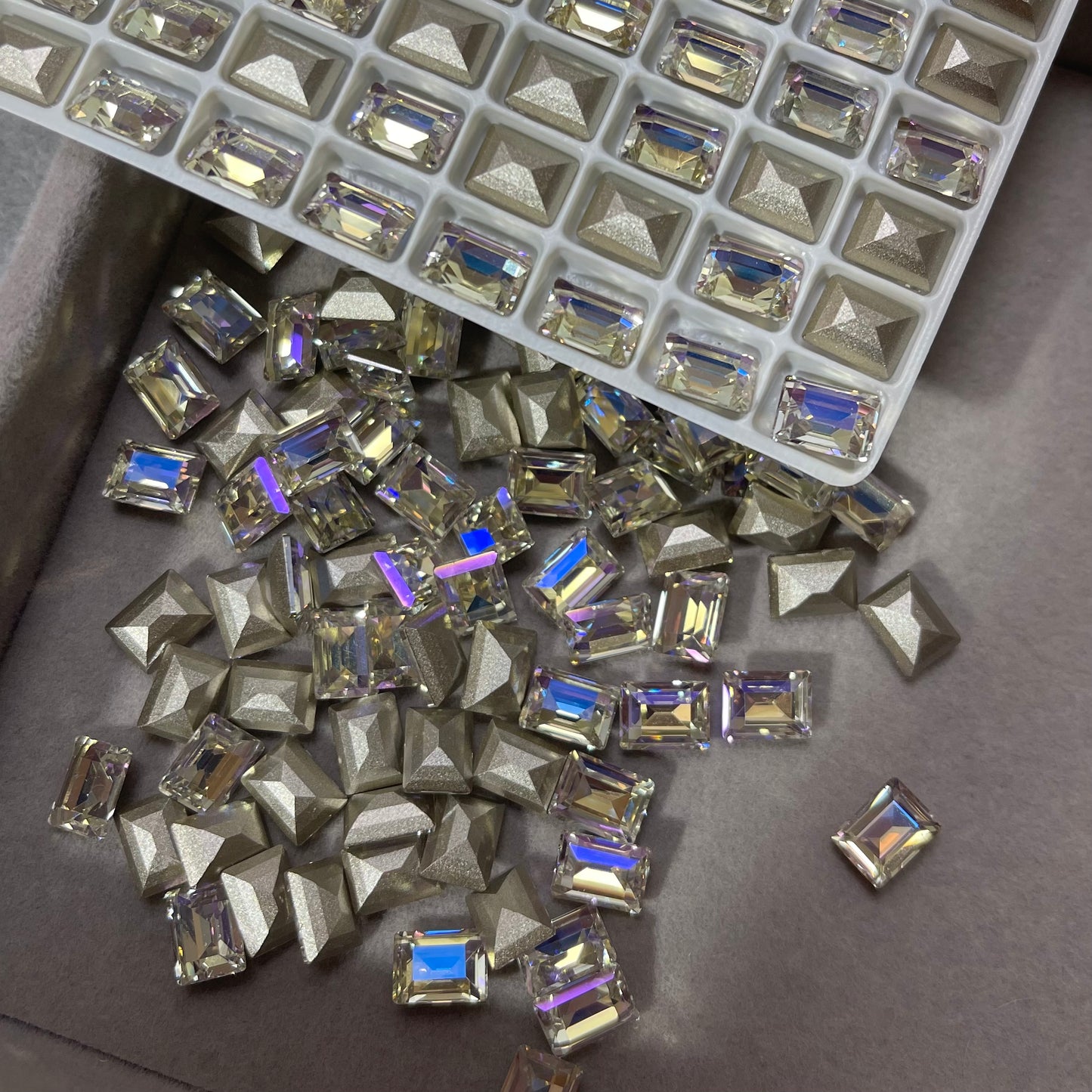 Medium-sized Rectangular Zircon-luxury nail or DIY